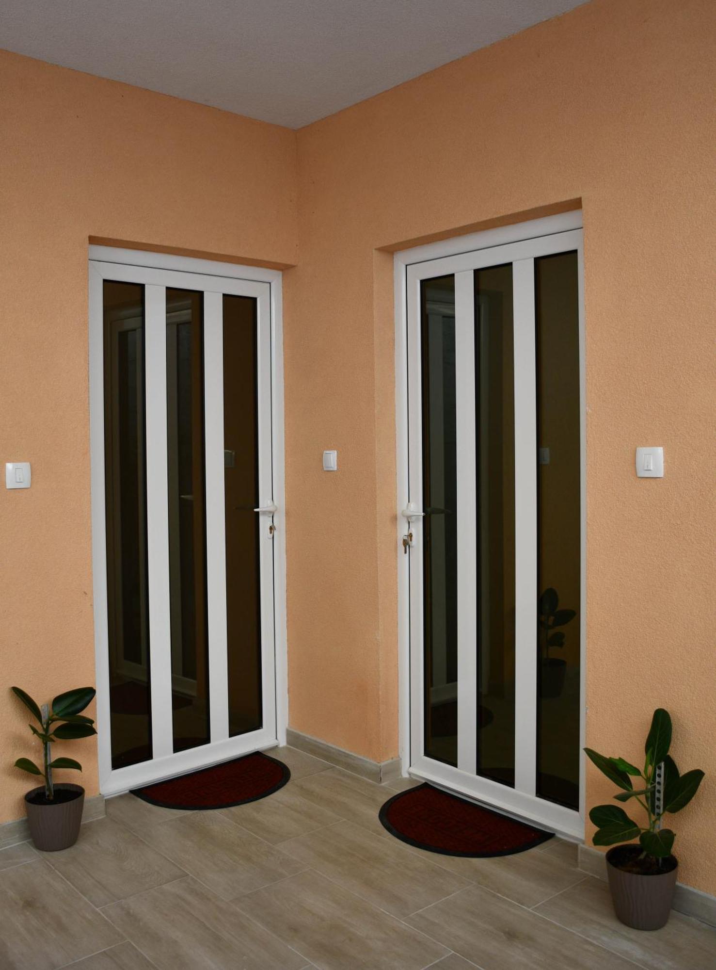 Raj Apartment Kotor Exterior photo