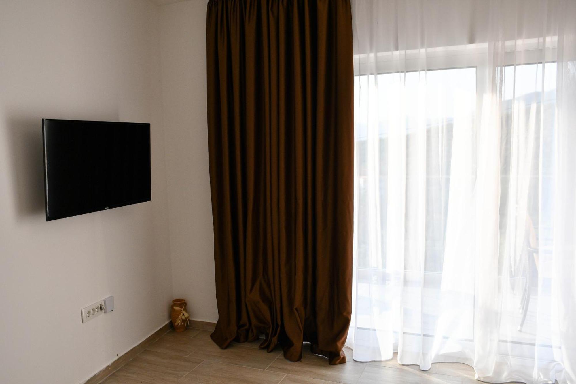 Raj Apartment Kotor Exterior photo